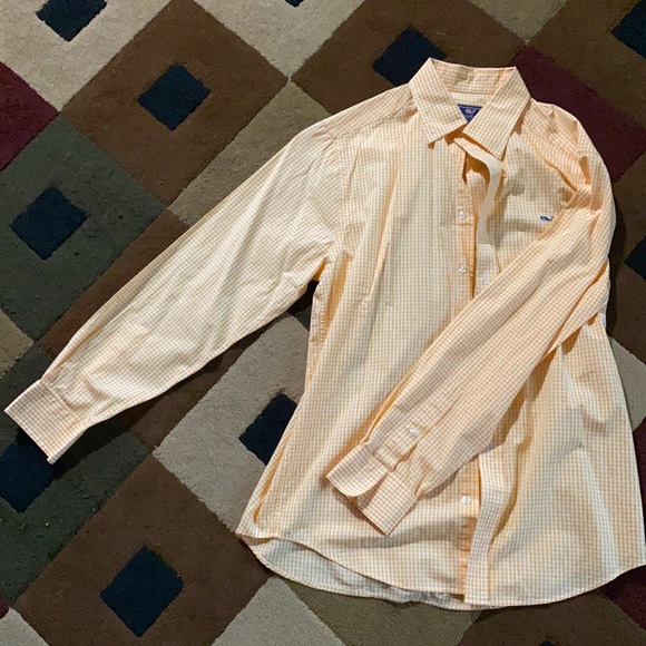 Vineyard Vines Button Down - Picture 1 of 1